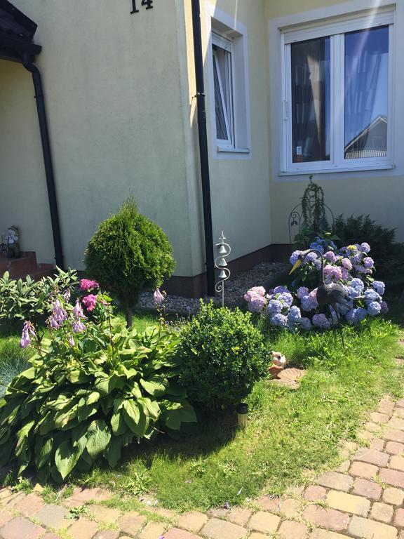 Villa Honoratka Z Prywatnym Polem Do Gry W Mini Golf Rewal Eksteriør bilde